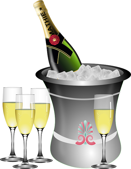 Anniversary Sparkling Wine Bottle - OpenClipart-Vectors / Pixabay